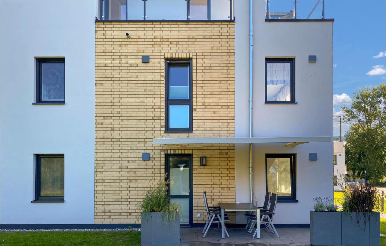 2 Bedroom Cozy Apartment In Rechlin Exterior photo