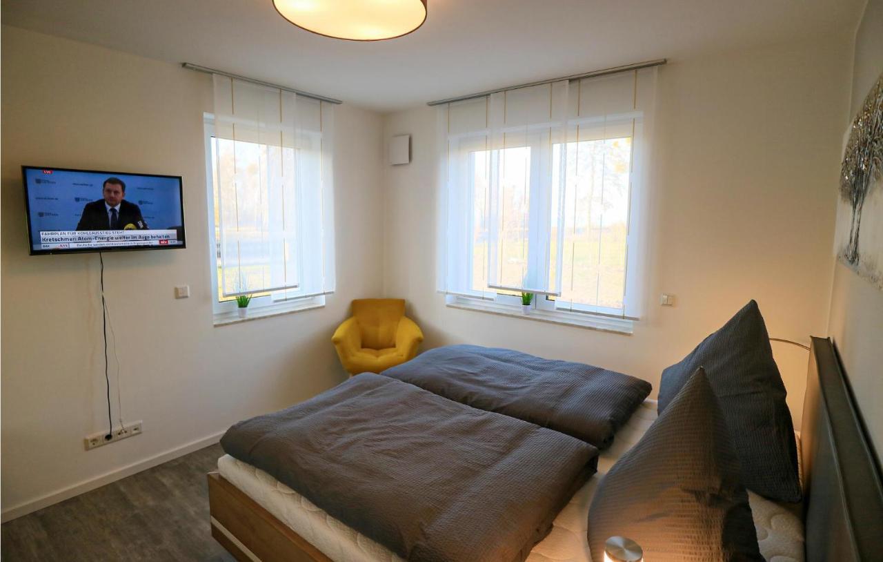2 Bedroom Cozy Apartment In Rechlin Exterior photo