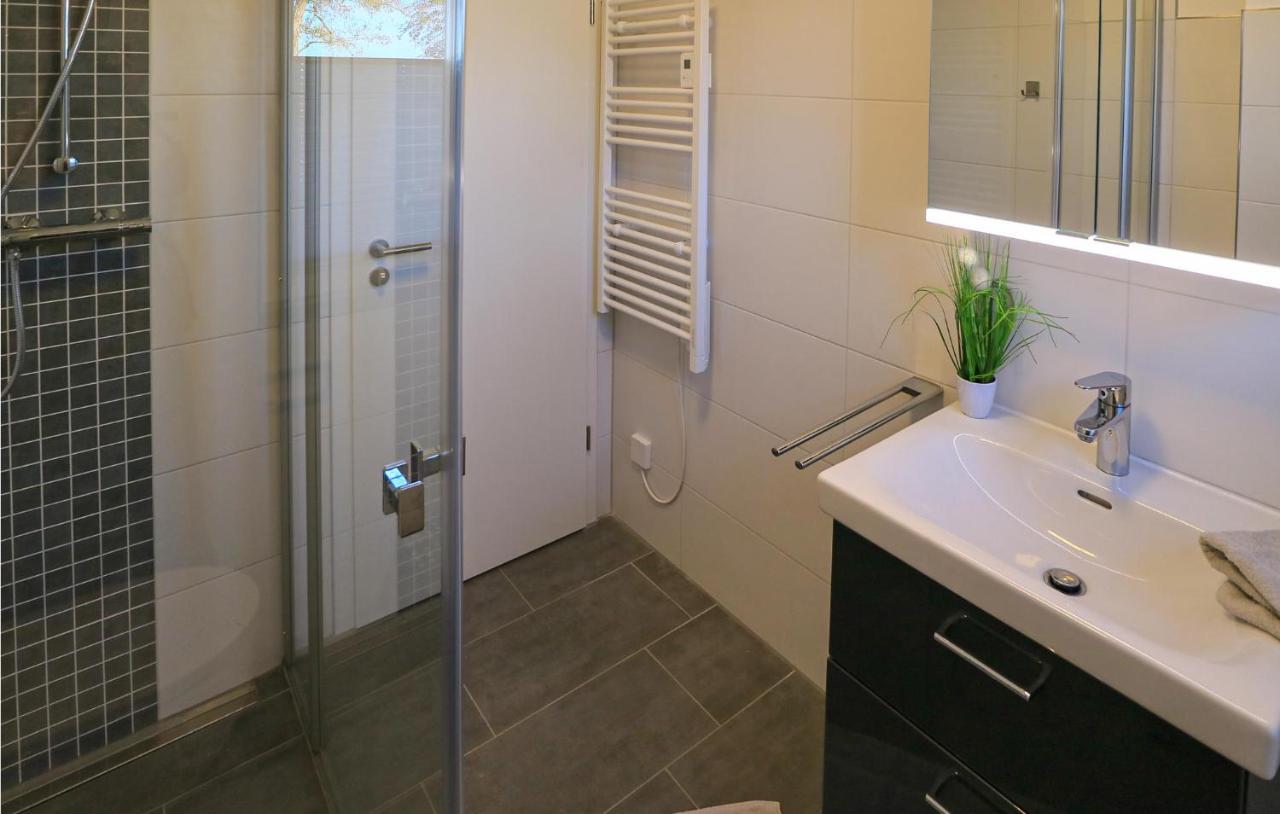 2 Bedroom Cozy Apartment In Rechlin Exterior photo